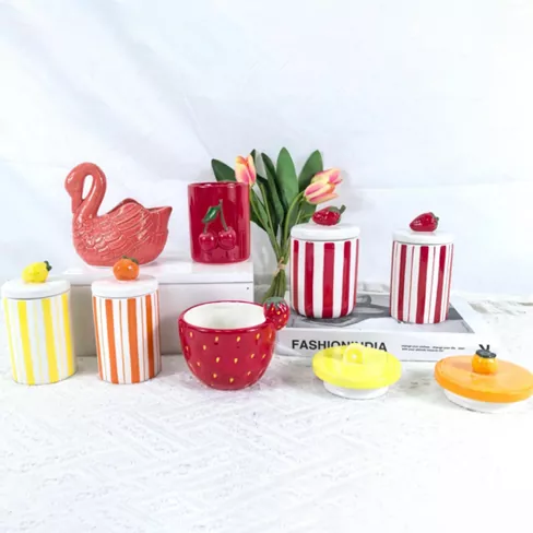 ফুল এবং ফল আকৃতির সিরামিক মোমবাতি ধারক